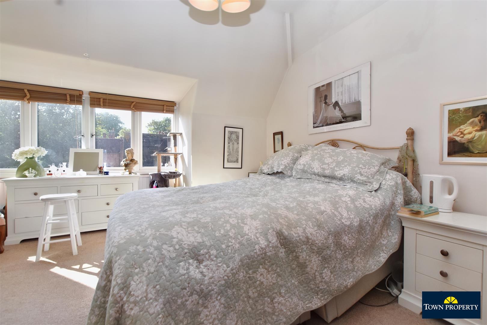 Property Details for The Goffs Eastbourne East Sussex BN21 1HF Town